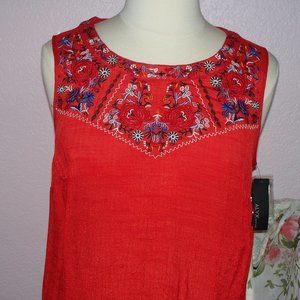 Alyx Embroidery Tank Top with earrings